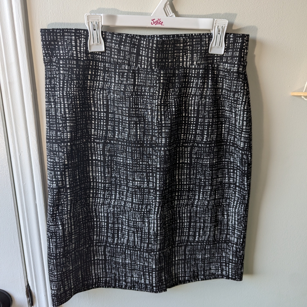 Nicole Miller Monochrome Patterned Pencil Skirt